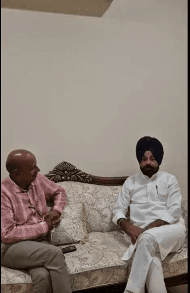 A client conversation captured in a home setting